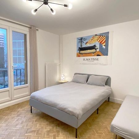Paris: Agreable Chambre D'Un Grand Artiste Leilighet Eksteriør bilde